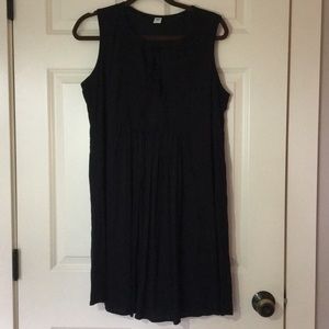 Black Old Navy dress